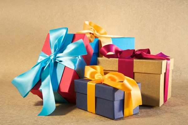 Fyra färg presentförpackning — Stockfoto