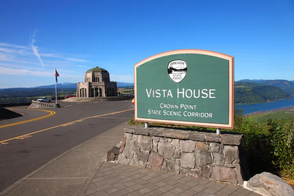 Vista casa Crown point, Oregon . — Fotografia de Stock