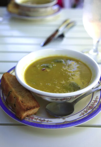 stock image Pea soup & toast.