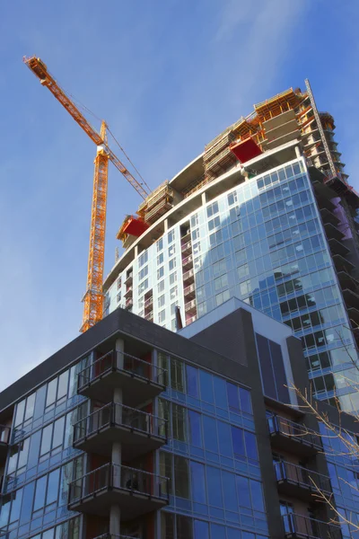 Sitio de construcción, nuevos rascacielos complejos, Portland Oregon . — Foto de Stock