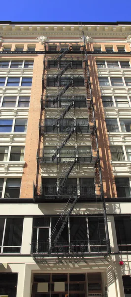 Escaleras de escape de incendios . — Foto de Stock