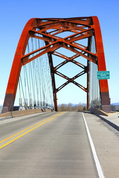 Sauvie 島橋、オレゴン州ポートランド. — ストック写真