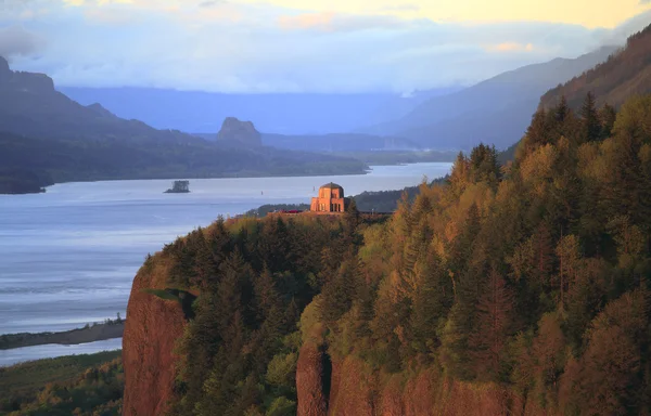 Solnedgang & udsigtshus, Oregon . - Stock-foto