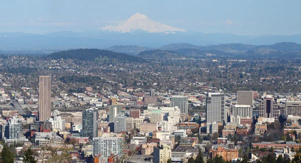 Portland Oregon panorama from Pittok Mansion. — Stock Photo, Image