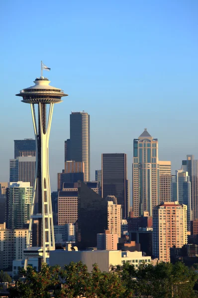 Seattle Skyline bei Sonnenuntergang, Washington State. — Stockfoto
