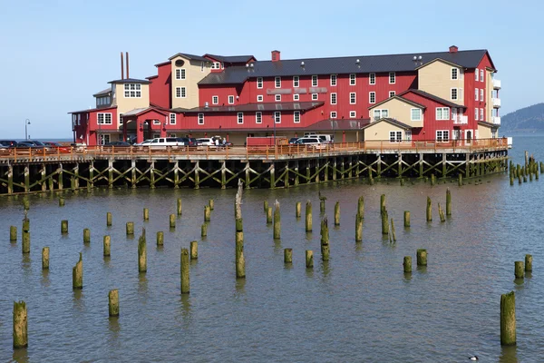 Oude cannery hotel, astoria of. — Stockfoto