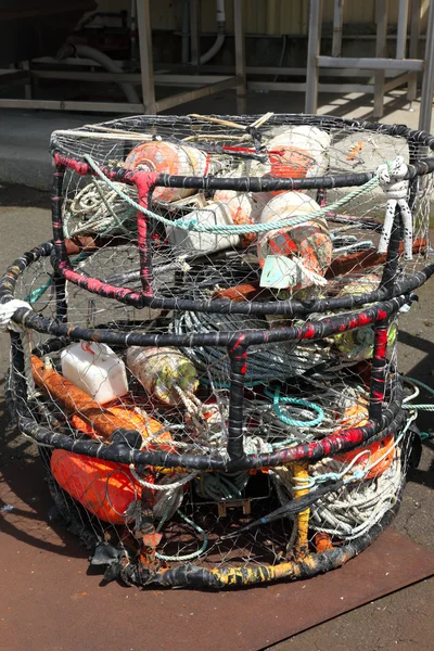 Armadilhas de caranguejo empilhadas, porto de Astoria OR . — Fotografia de Stock
