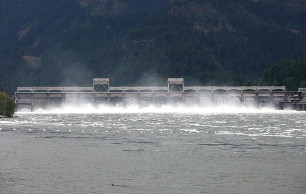 Bonneville dam, Oregon. — Stock Photo, Image