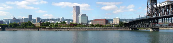 Uma vista panorâmica da ponte Portland & Steel. OR . — Fotografia de Stock