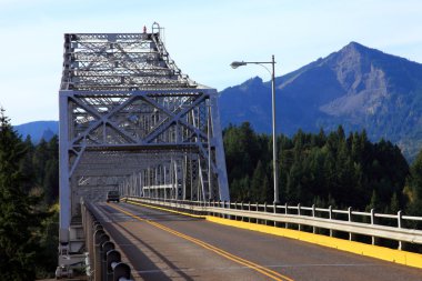 Bridge of the gods, Oregon. clipart