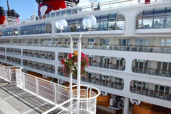 Cruiseschip, canada plaatsen vancouver bc canada. — Stockfoto