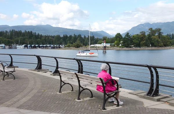 Uma tarde tranquila perto da beira-mar Vancouver BC Canadá . — Fotografia de Stock