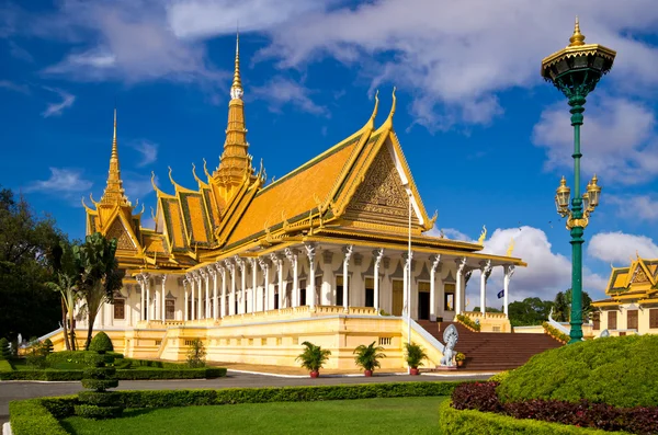 El Palacio Real en Phnom Penh — Foto de Stock