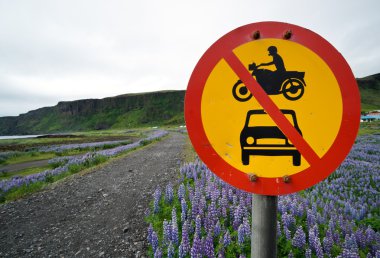 No through road clipart