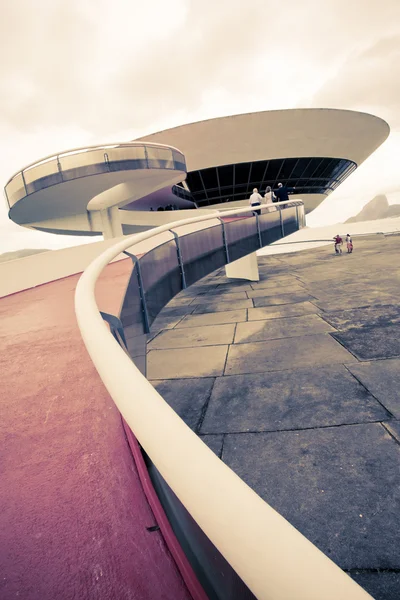 Национальный музей современного искусства Рио-де-Жанейро — стоковое фото