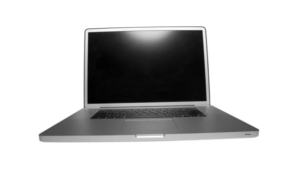 Computadora portátil moderna aislada en blanco con ruta de recorte —  Fotos de Stock