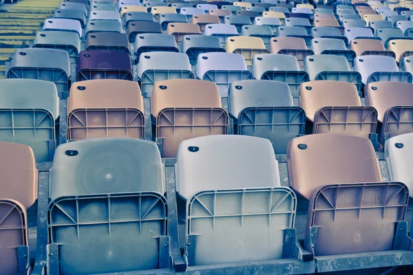 レトロな競技場の座席 — ストック写真