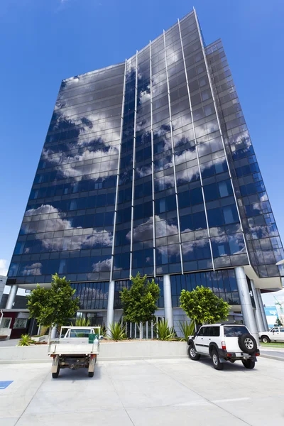 Edificio corporativo moderno —  Fotos de Stock