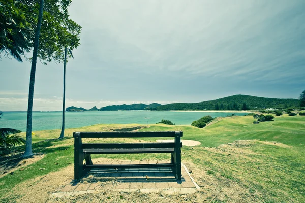 Golfbana vid havet — Stockfoto