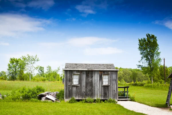 Oude houten land cabine — Stockfoto