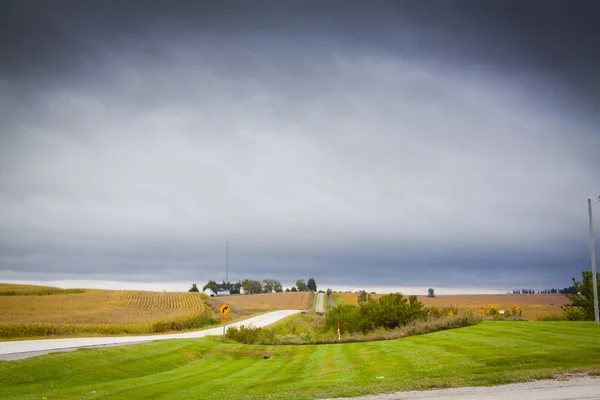 Storm on country road in Iowa — Stock Photo, Image