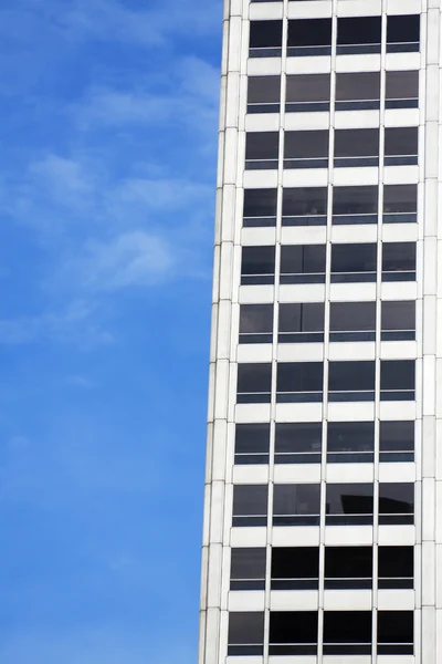 Edificio Futurístico de Negocios en el Distrito Financiero de la Ciudad — Foto de Stock