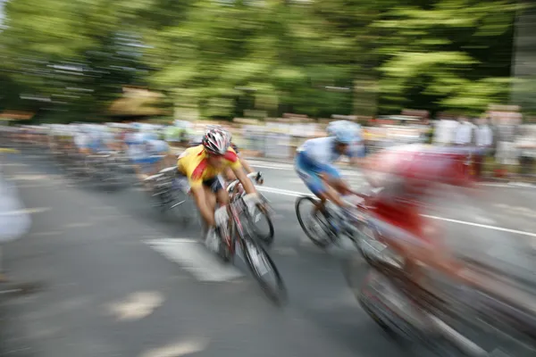 Ciclistas rápidos — Foto de Stock