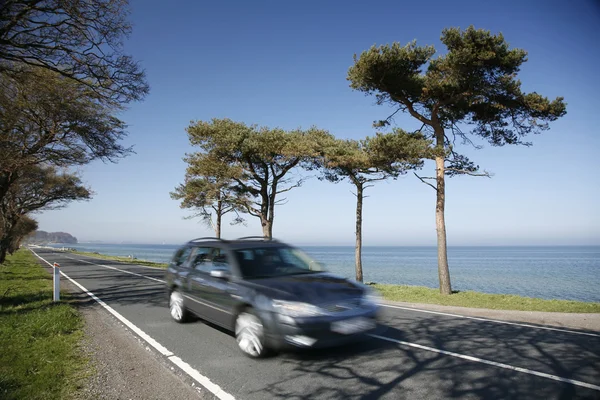 Driving along the coast — Stock Photo, Image