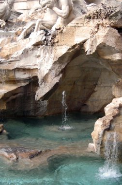 trevi Çeşmesi - Roma su