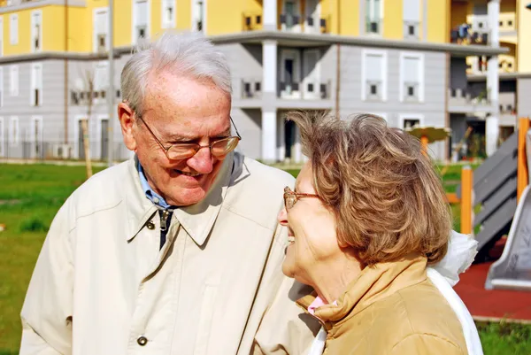 Adultos mayores felices — Foto de Stock