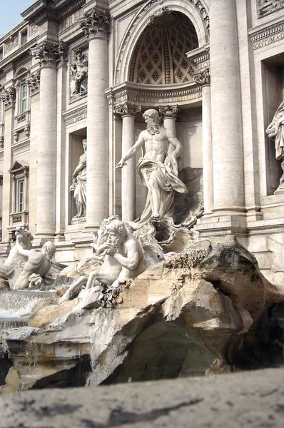 The monumental complex of the Trevi Fountain in Rome — Stock Photo, Image