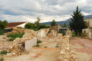 Abruzzo deprem moloz