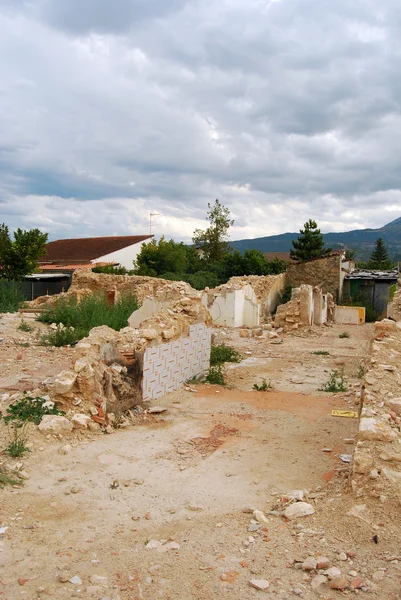 Het puin van de aardbeving in Abruzzo (Italië) — Stockfoto