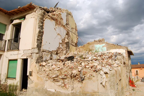 Molozul cutremurului din Abruzzo (Italia ) — Fotografie, imagine de stoc