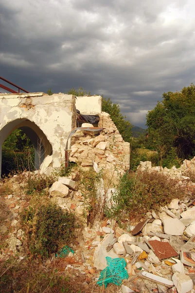 Развалины землетрясения в Абруццо — стоковое фото