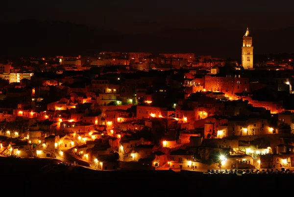 Los "Sassi de Matera" por la noche — Foto de Stock