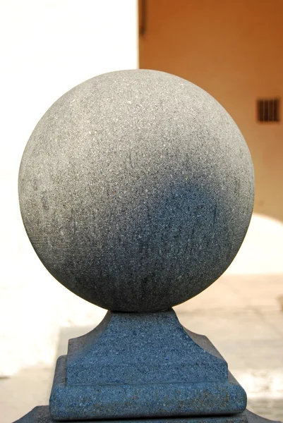 Bola de pedra — Fotografia de Stock