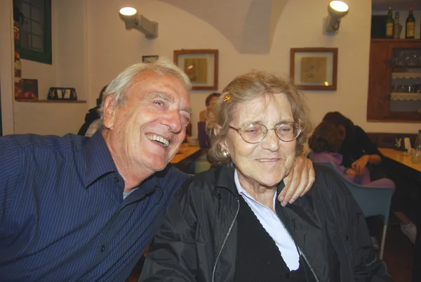 Elderly couple in joy — Stock Photo, Image
