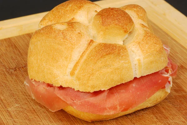 Bread and ham 001 — Stock Photo, Image