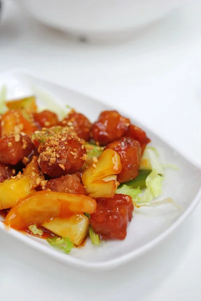 Kinesiska vegetariska sötsur fläsk — Stockfoto