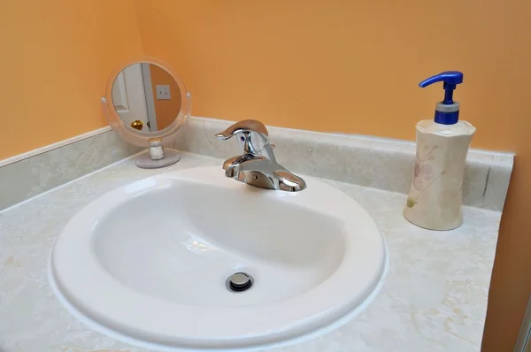Luxurious wash basin — Stock Photo, Image