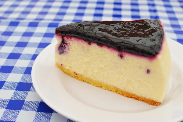 丰盛的蓝莓芝士蛋糕 — 图库照片