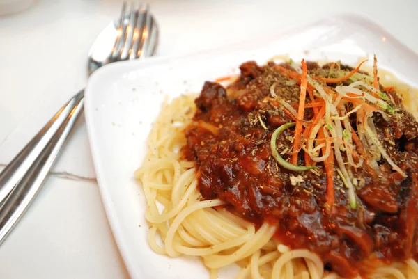豪華な菜食主義者のスパゲッティ — ストック写真