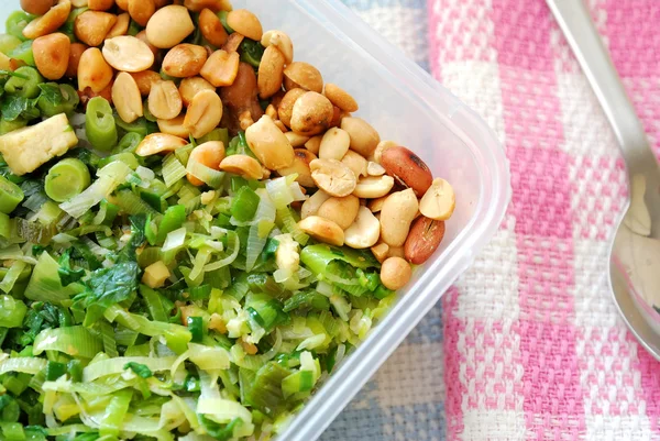 Förpackade måltid med blandning av grönsaker — Stockfoto