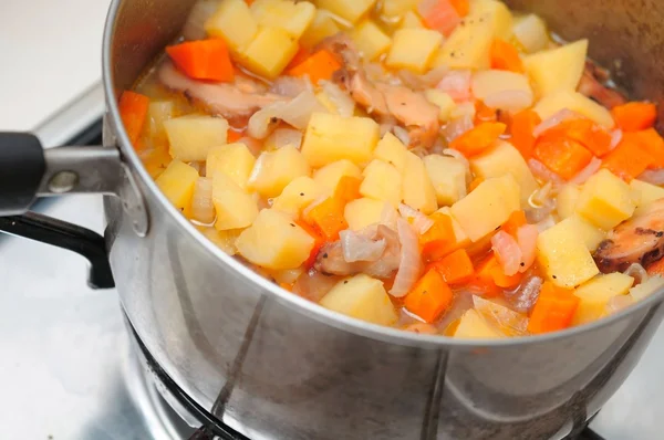 Matlagning potatis gryta — Stockfoto