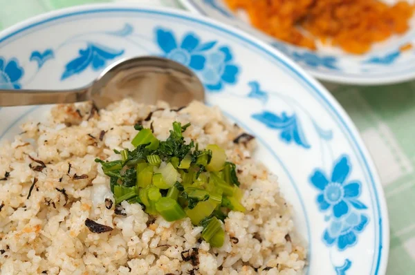 Здоровий смаженим рисом — стокове фото
