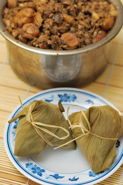 Traditional meat dumplings — Stock Photo, Image