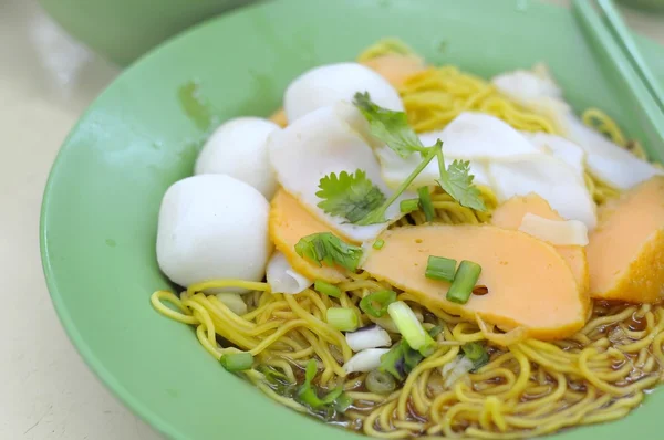 Chinese style fishball noodles — Stock Photo, Image