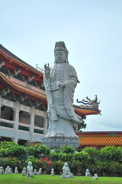 Buddyjska statua — Zdjęcie stockowe