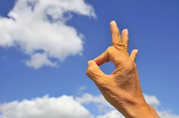 Hand with okay sign — Stock Photo, Image